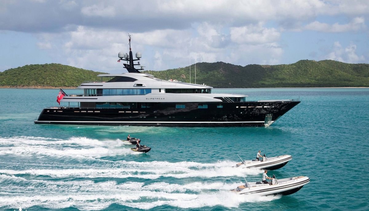 SLIPSTREAM yacht charter 2