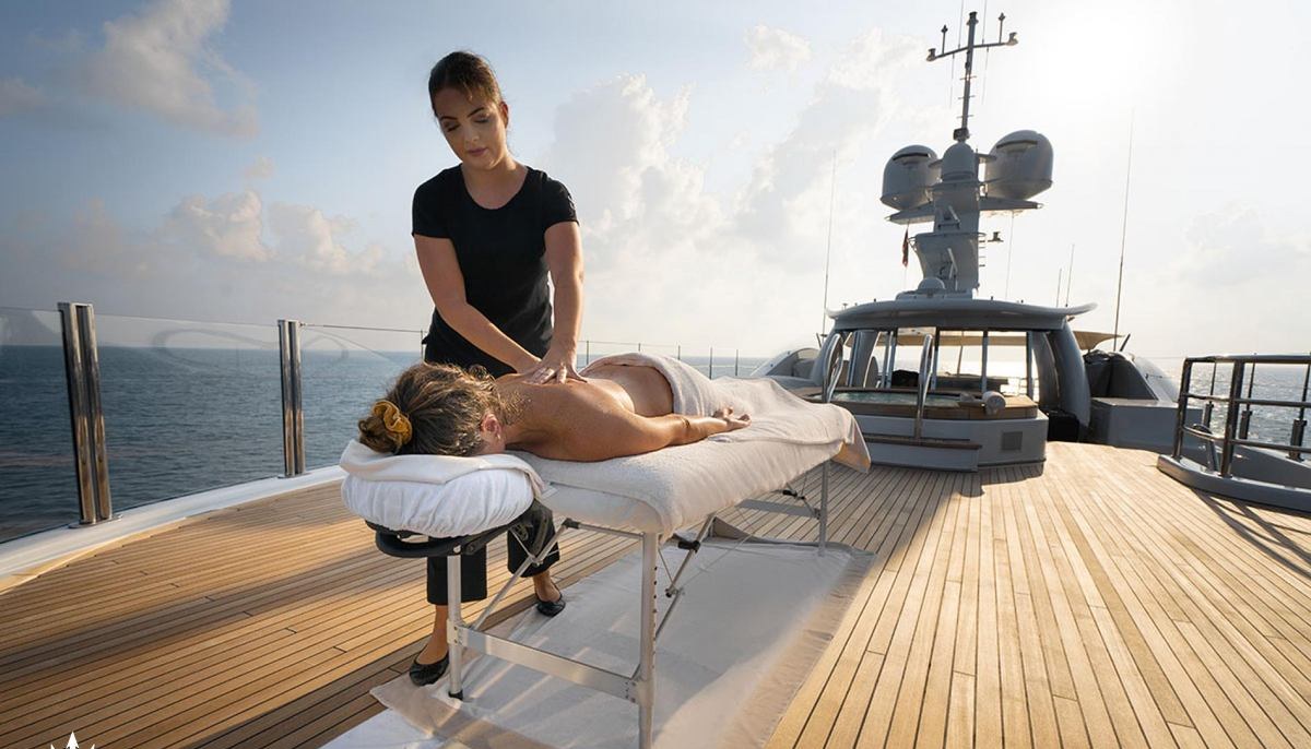 DEEP BLUE yacht charter 5
