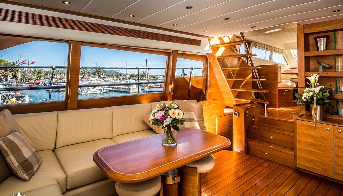 LAOUEN yacht charter 3