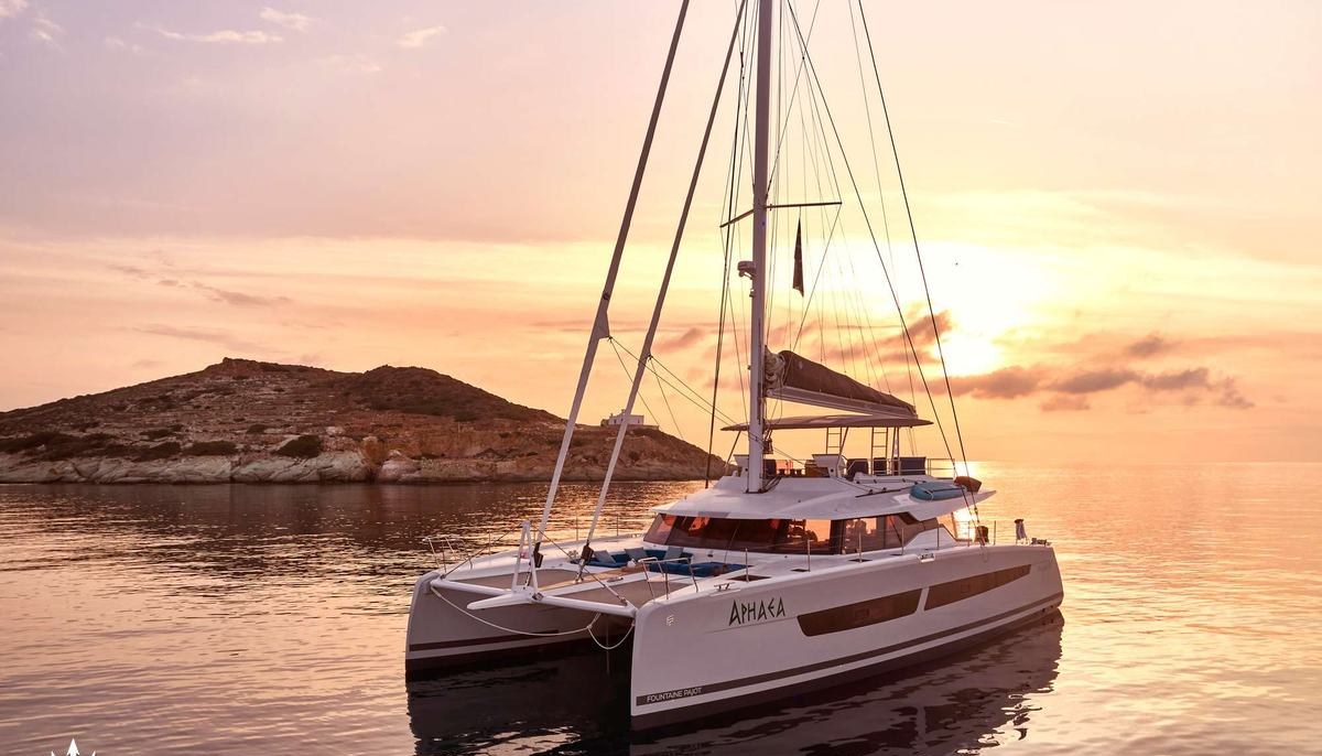 APHAEA yacht charter 2