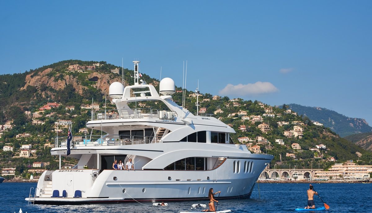 SEASHELL yacht charter 2
