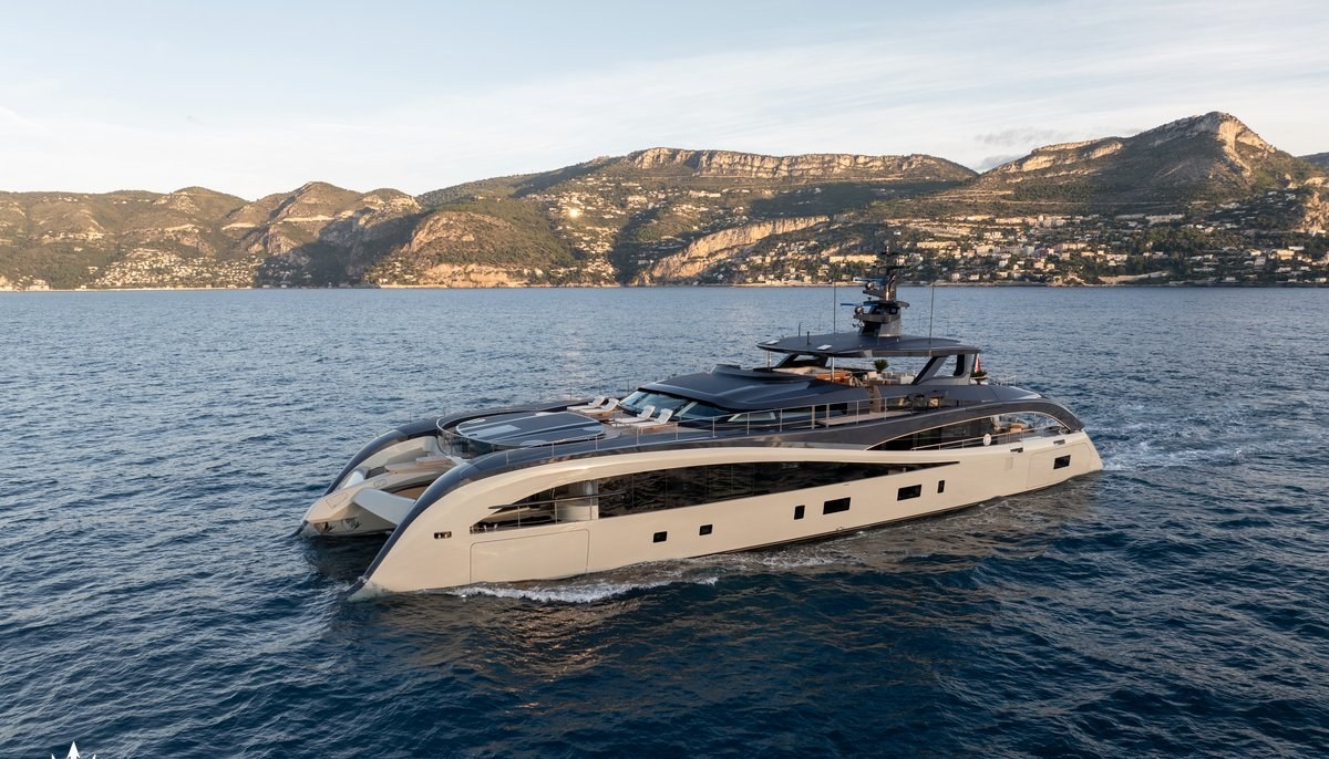 SEAWOLF X yacht charter 2