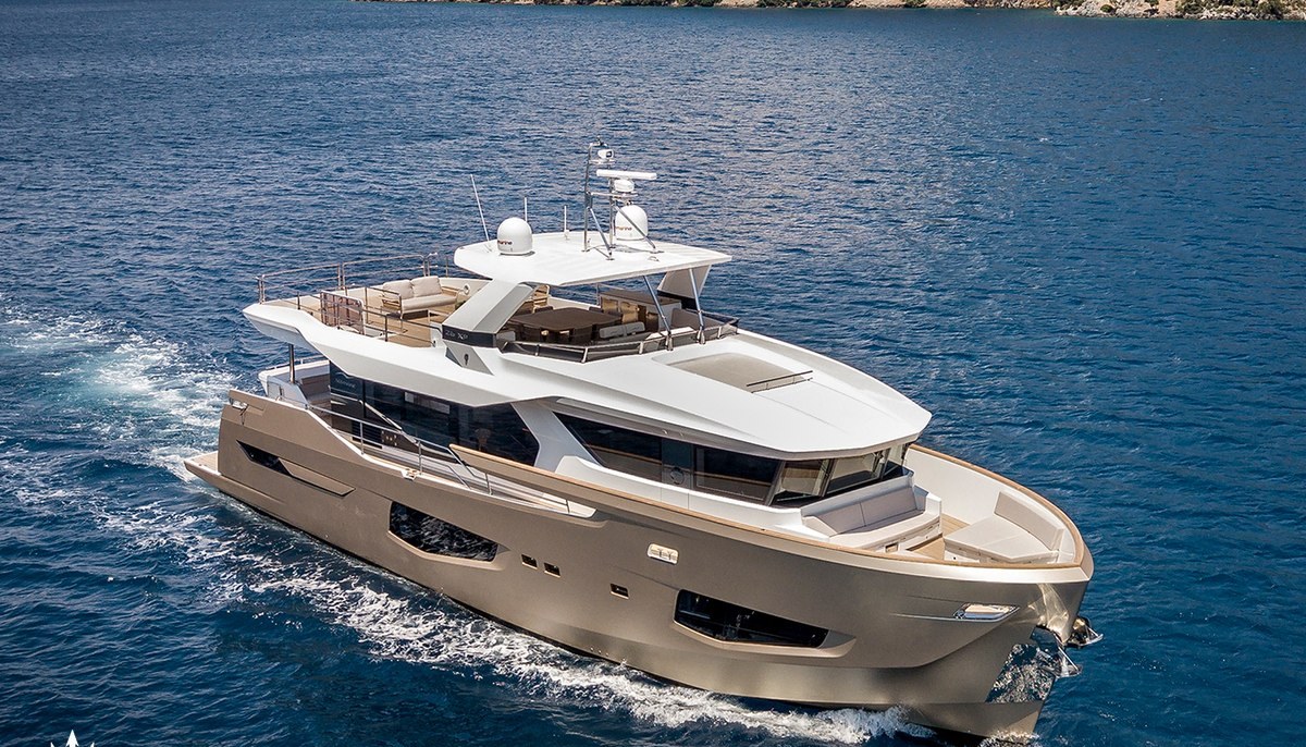 KAMOKA yacht charter 2