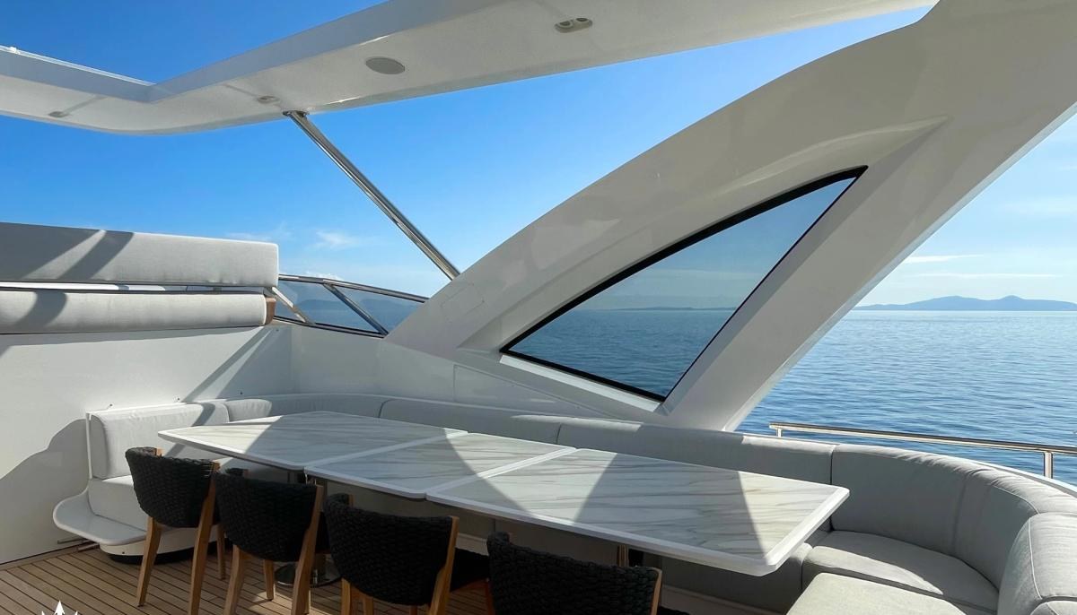 VOLANTE yacht charter 3
