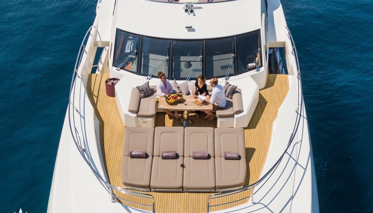 MAORO yacht charter 3