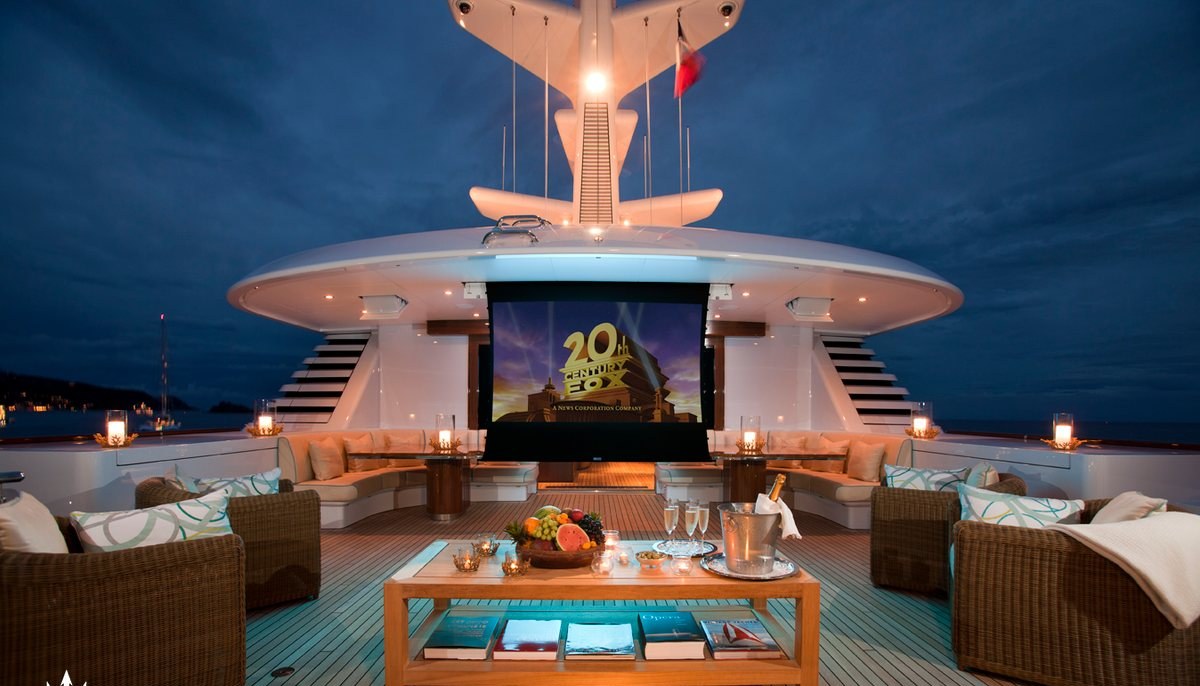 LADY BRITT yacht charter 5