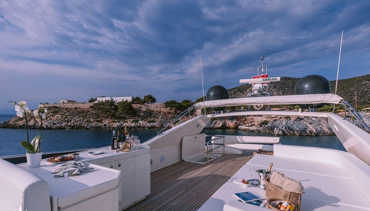 SEAS THE DAY yacht charter 3