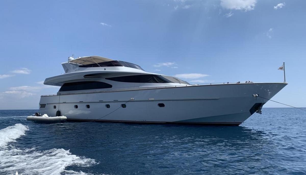 CAMILLA A yacht charter 2