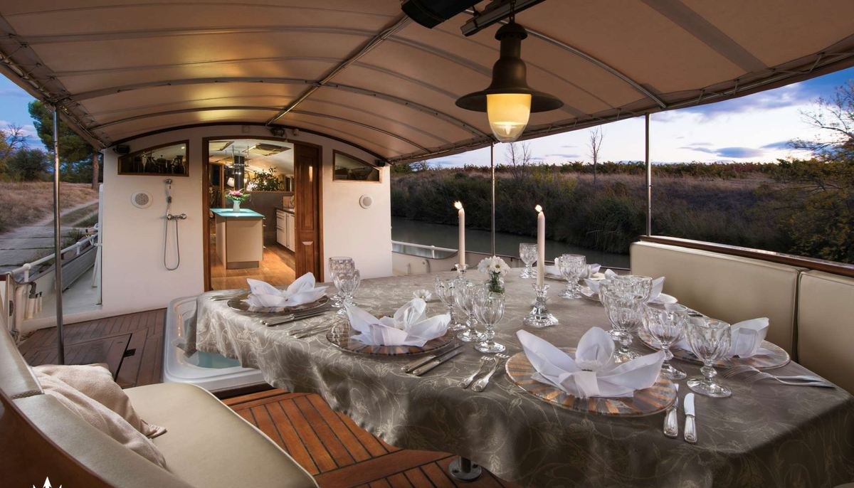 ROI SOLEIL yacht charter 5
