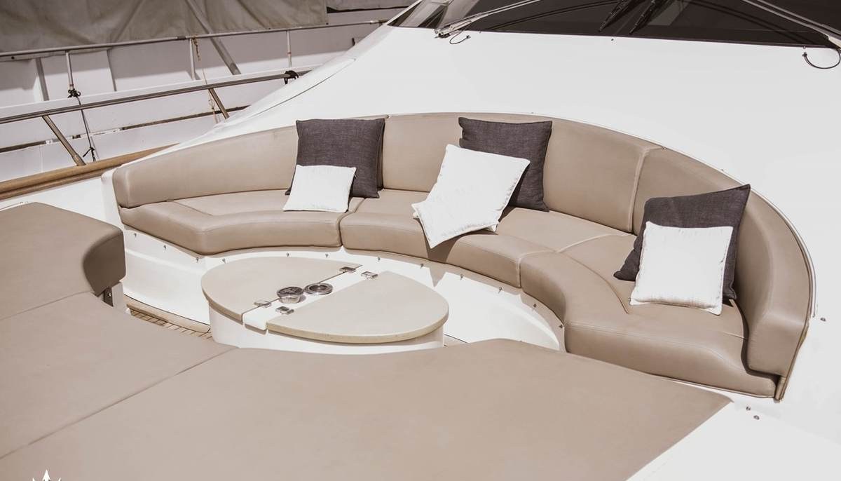 NINETEEN42 yacht charter 4