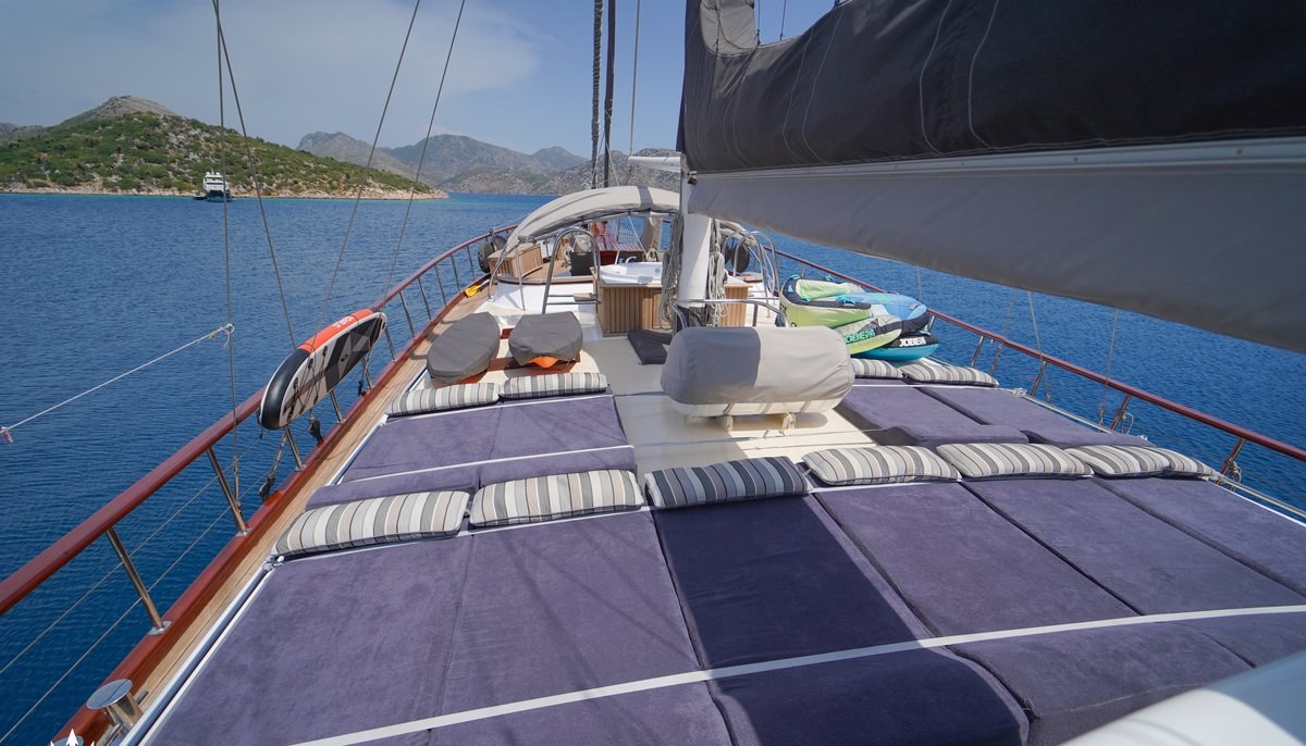 KAPTAN MEHMET BUGRA yacht charter 5