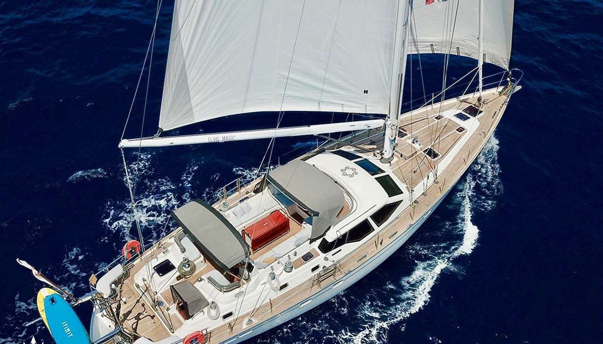 ELVIS MAGIC yacht charter 2