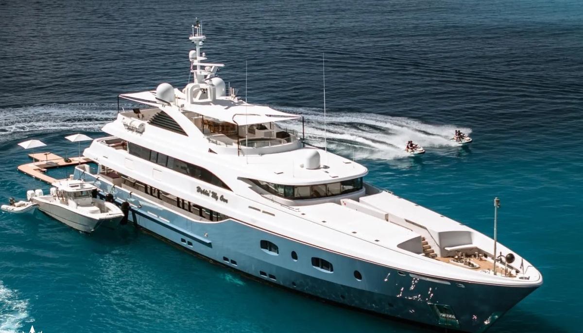 HOLDIN' MY OWN yacht charter 2