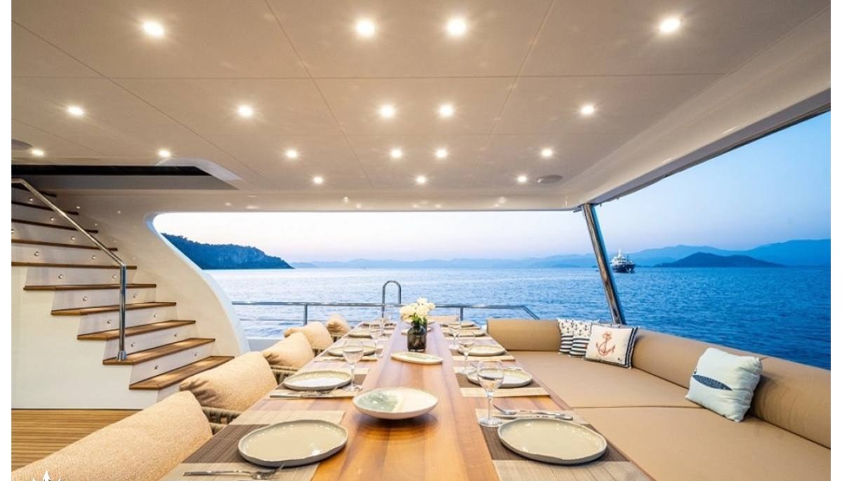 BY C.F. yacht charter 5