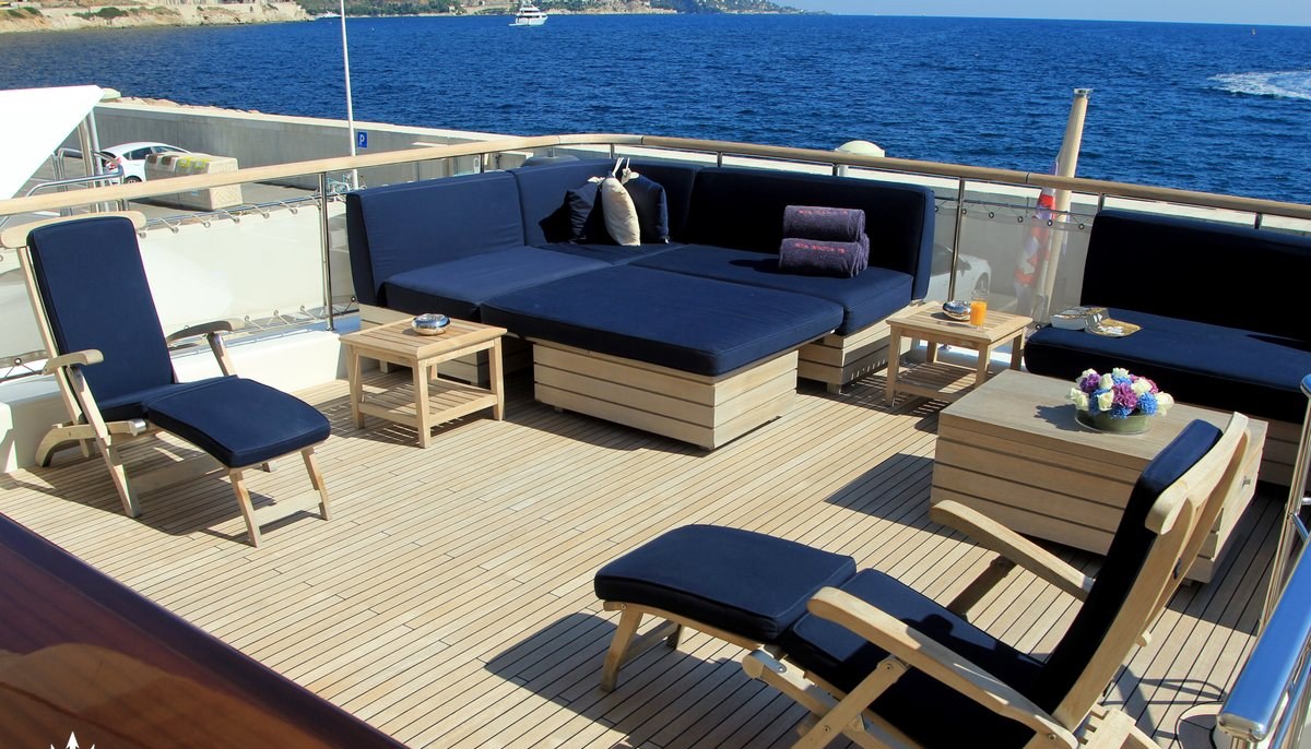 MIA ROCCA IX yacht charter 5