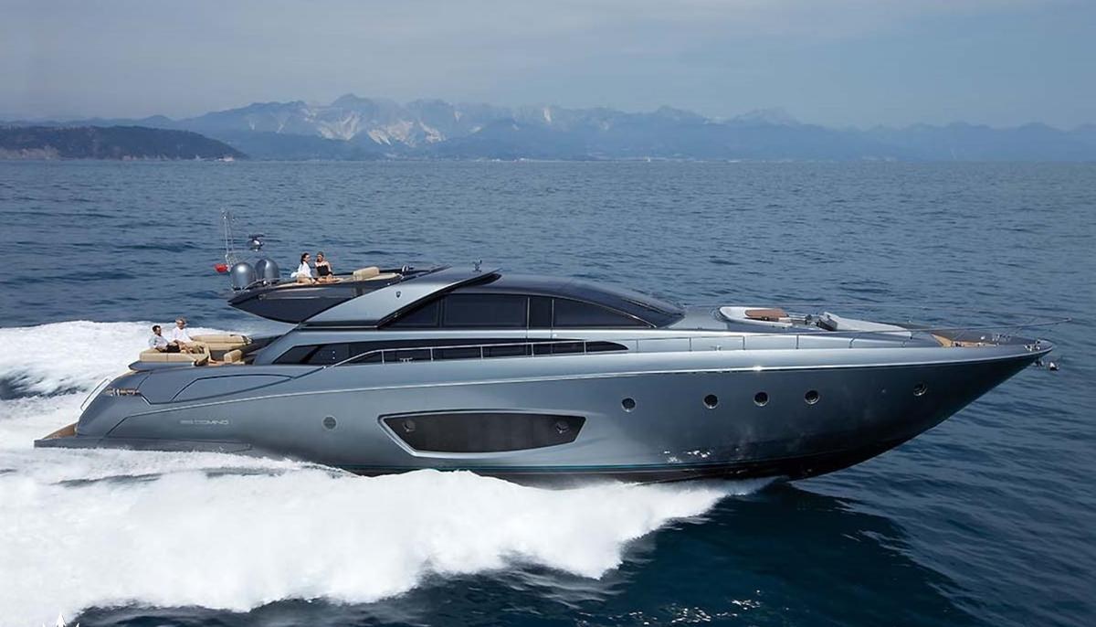 SILVER BREEZE yacht charter 2