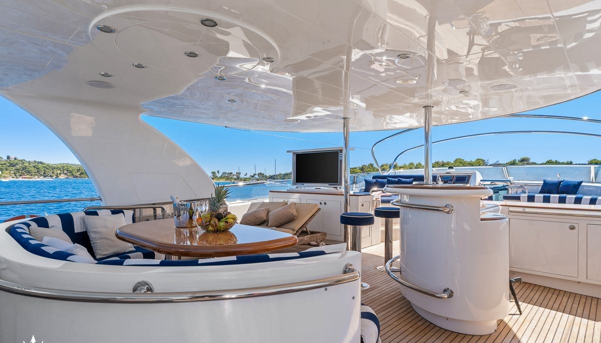 CONTE STEFANI yacht charter 4