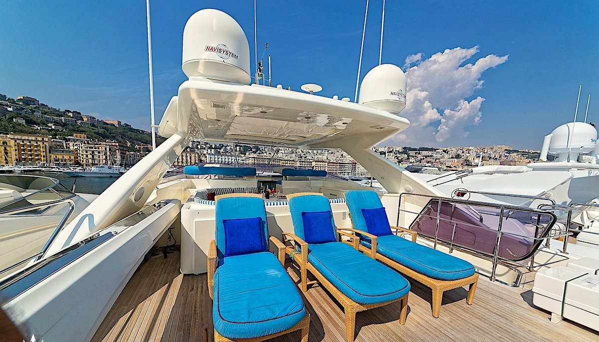 ANNE MARIE yacht charter 4