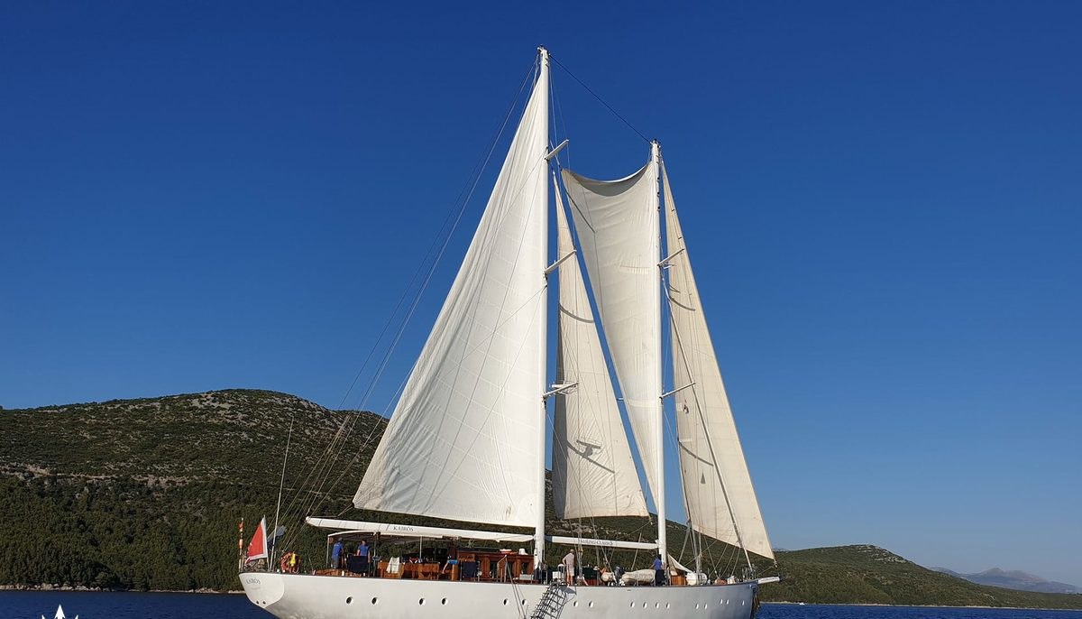 KAIROS yacht charter 2