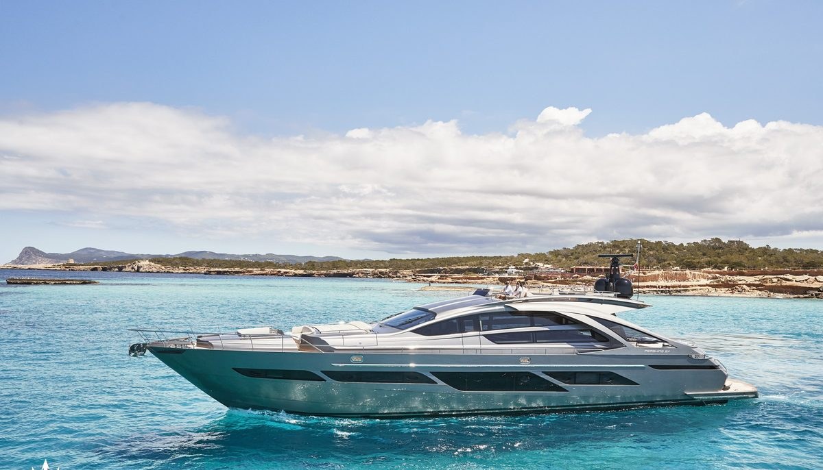BALOO III yacht charter 2
