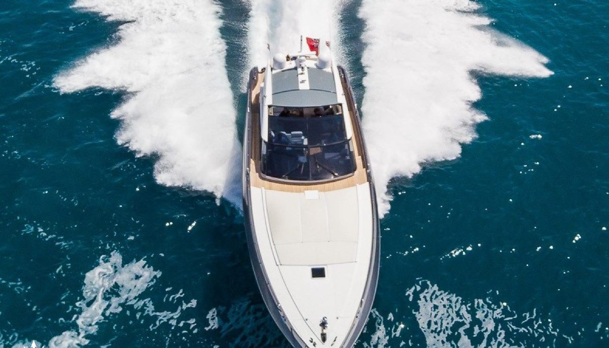 LITTLE ONE yacht charter 3