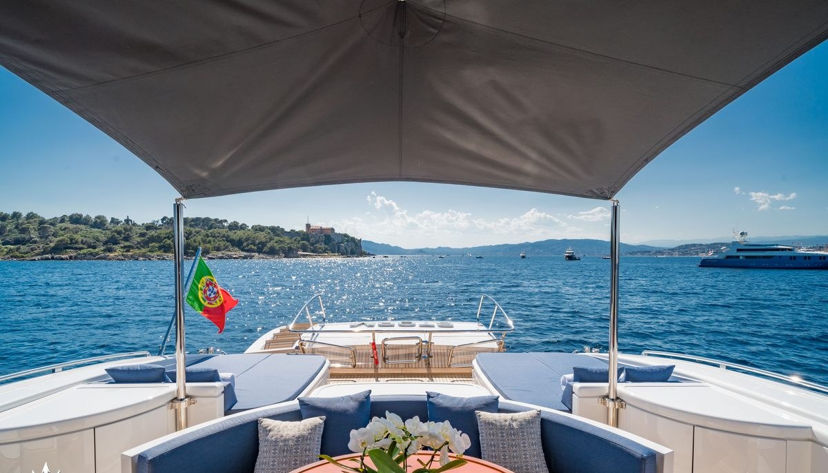 STORM yacht charter 5