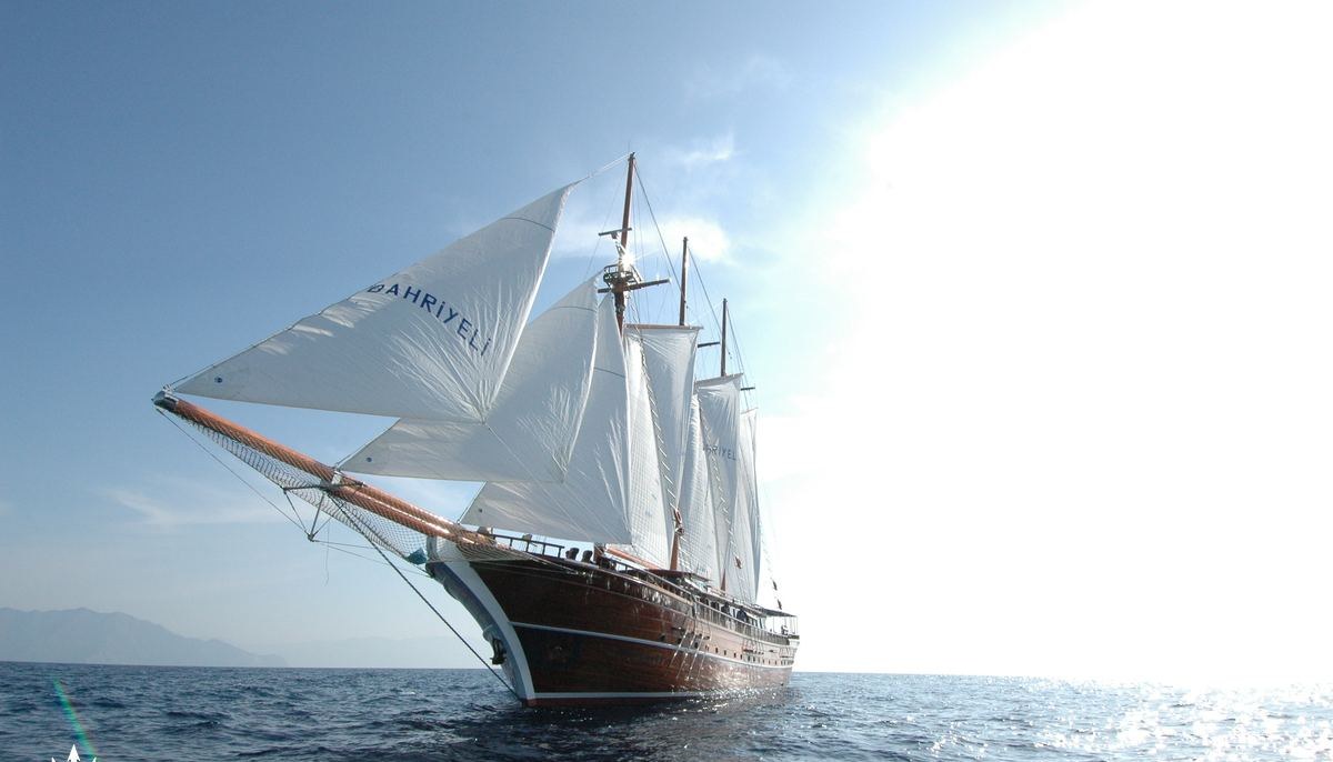 BAHRIYELI C yacht charter 5