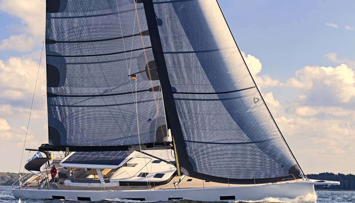 NADAMAS yacht charter 2