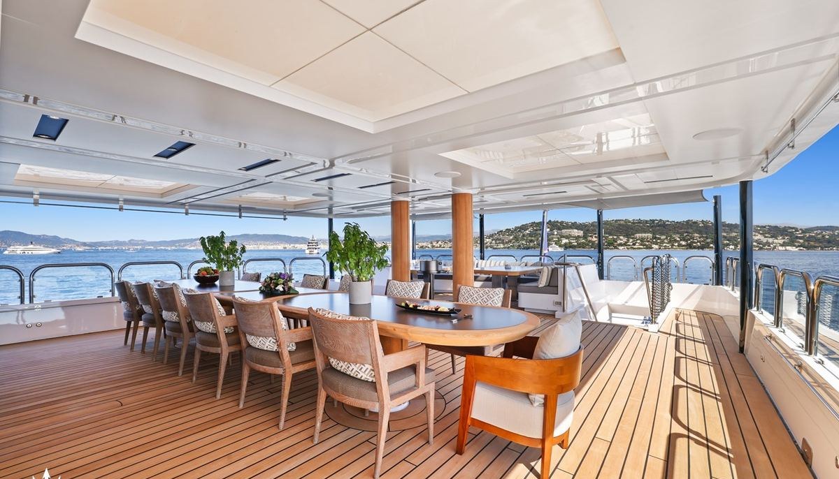 MAGNA GRECIA yacht charter 5
