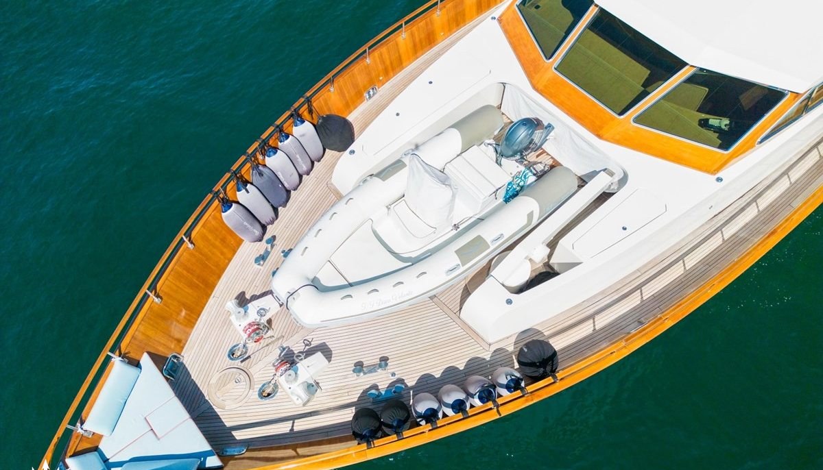 DISCO VOLANTE yacht charter 3
