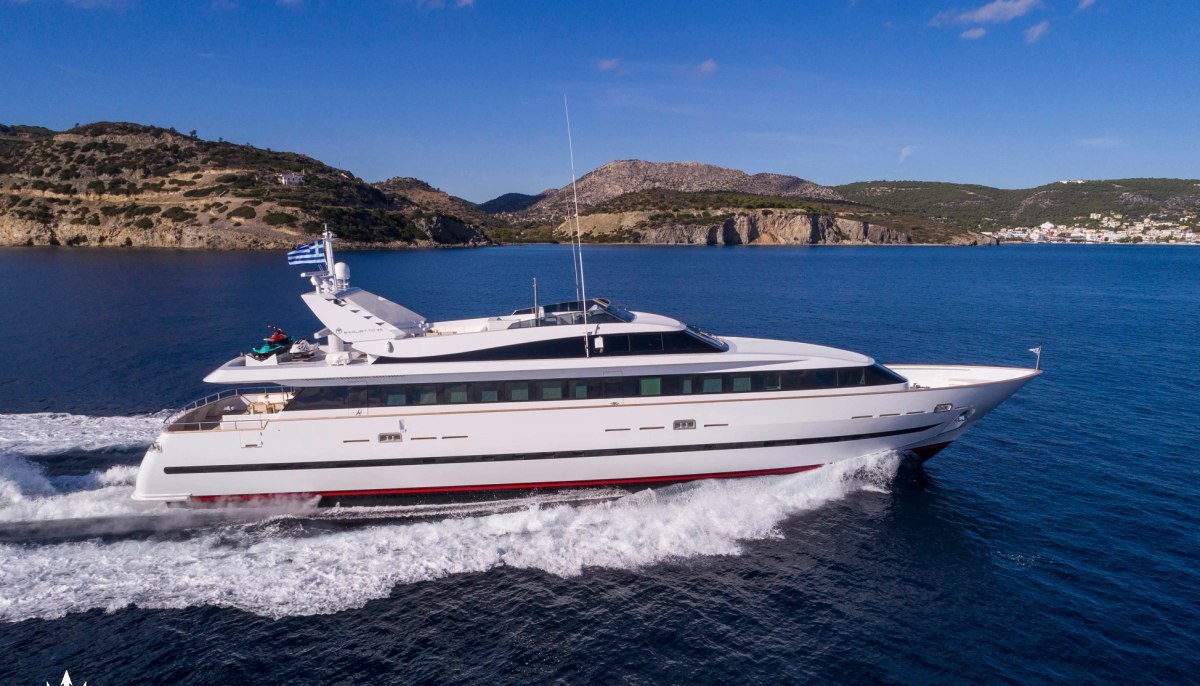 SOLE DI MARE yacht charter 2