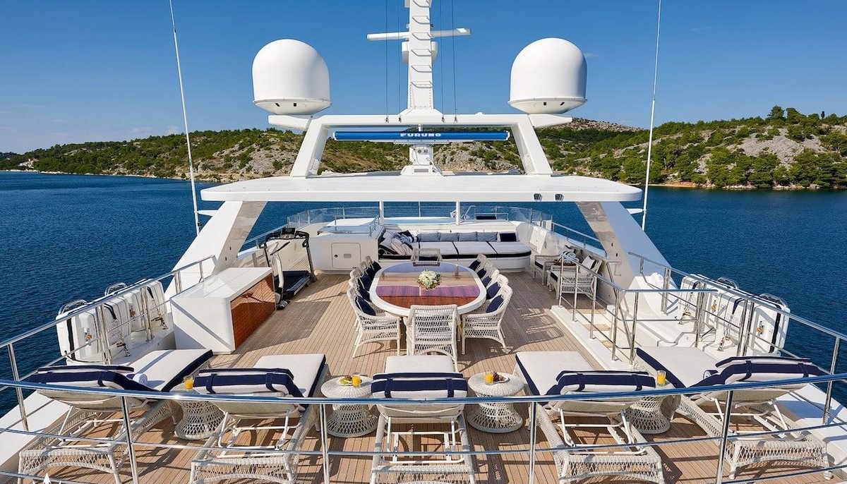 REVE D'OR yacht charter 3