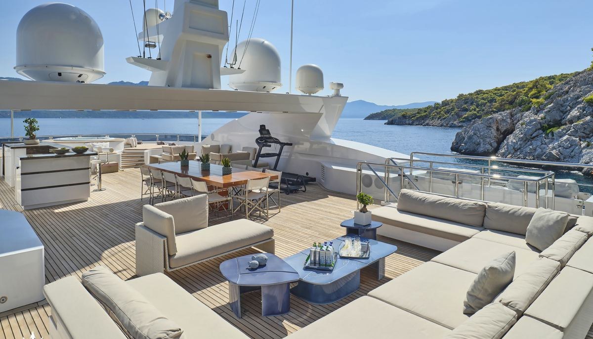 PERSEFONI I yacht charter 3