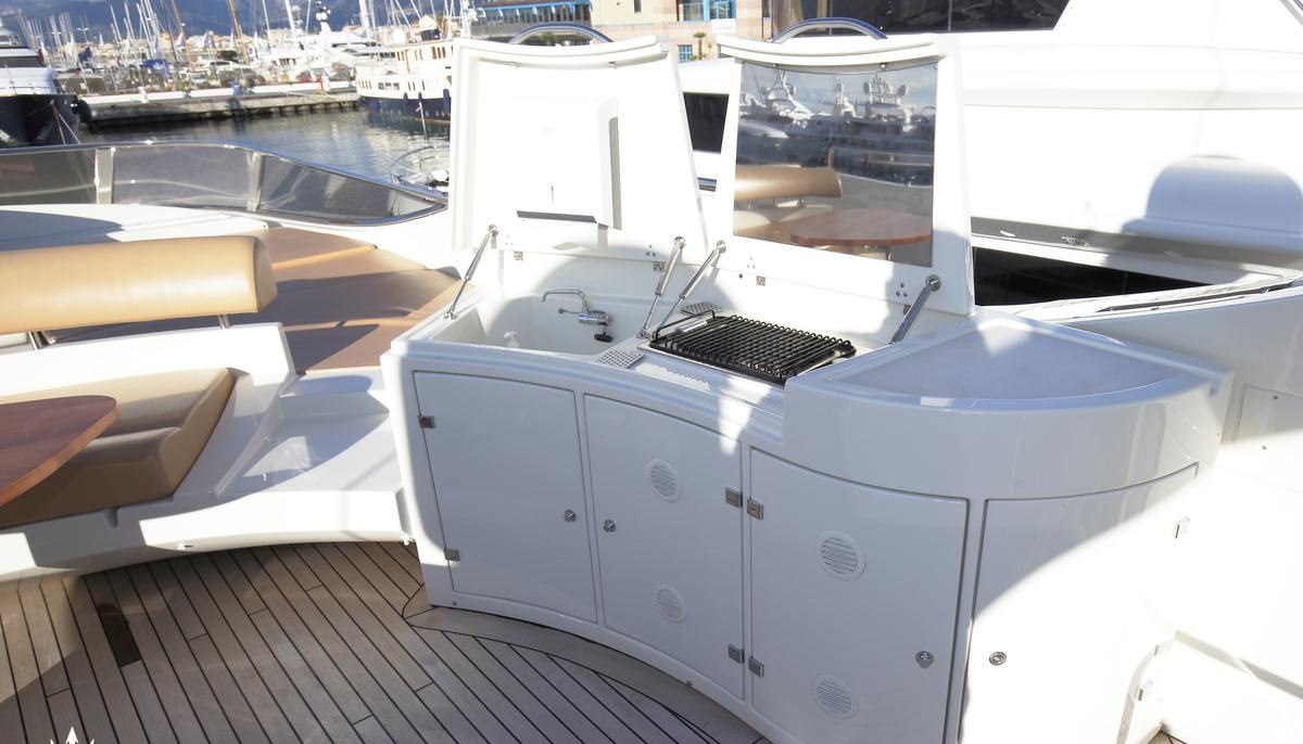 SULA yacht charter 5
