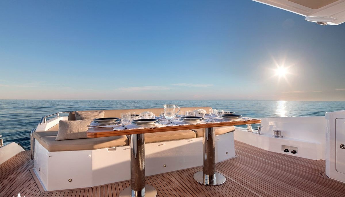 GRAN ABE II yacht charter 5