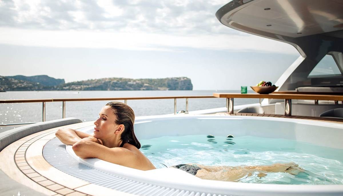 DELTA ONE yacht charter 4