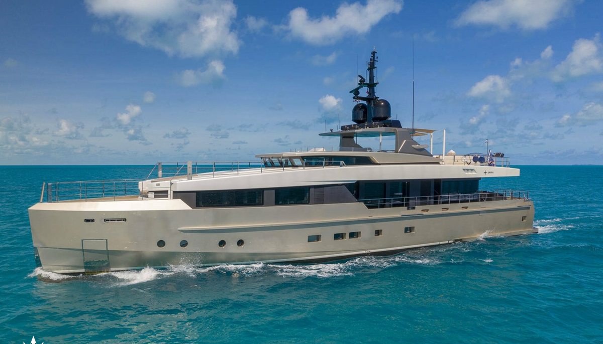 SAFE HAVEN yacht charter 2