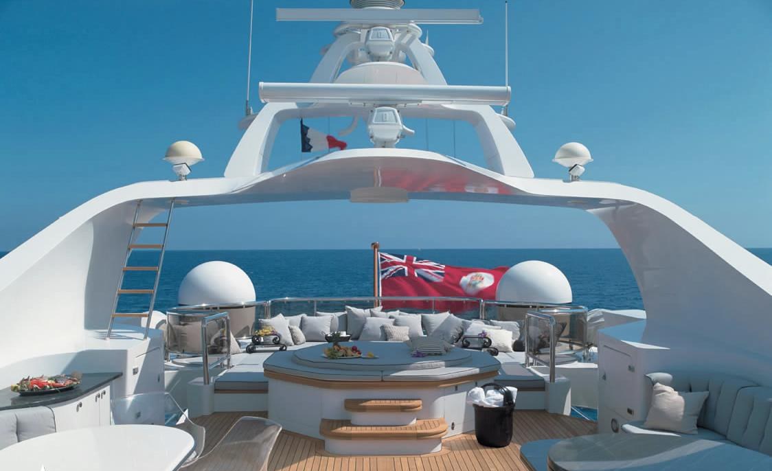IL SOLE yacht charter 4