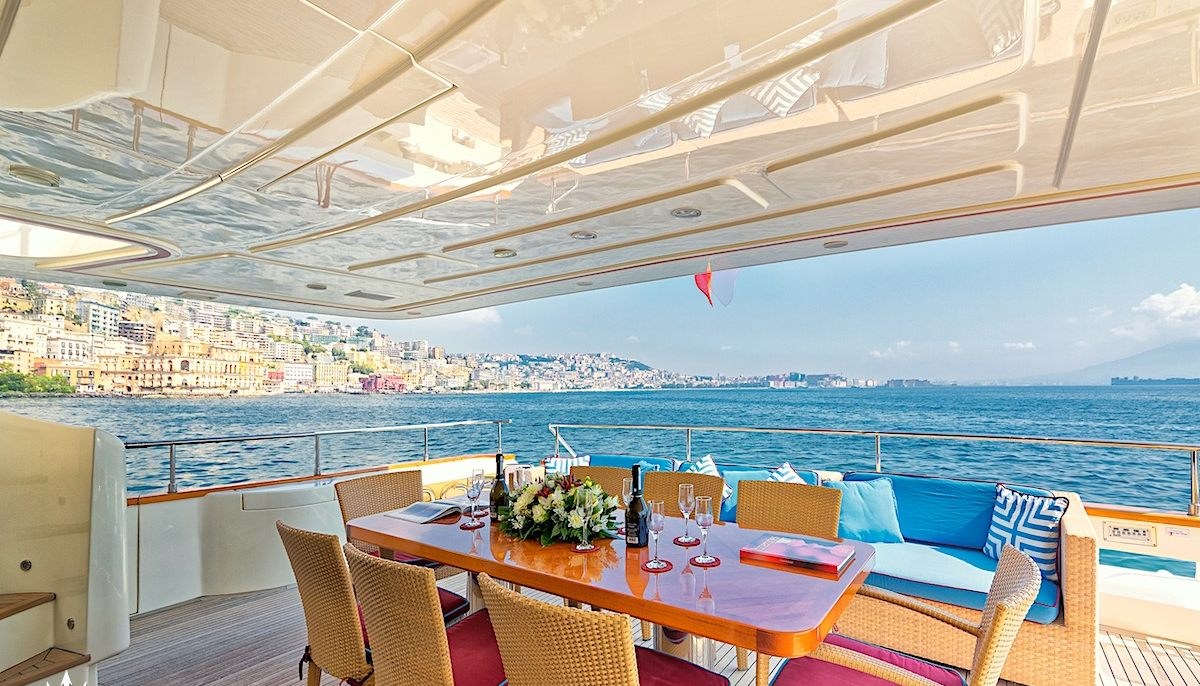 ANNE MARIE yacht charter 5