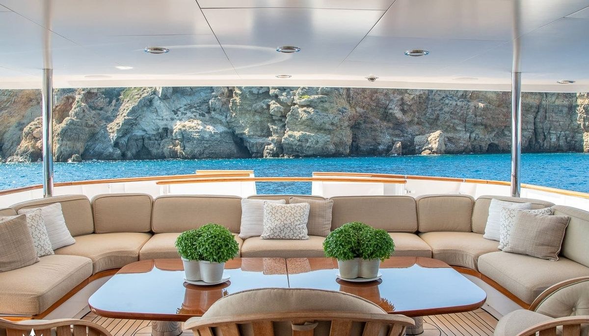 ANCALLIA yacht charter 5