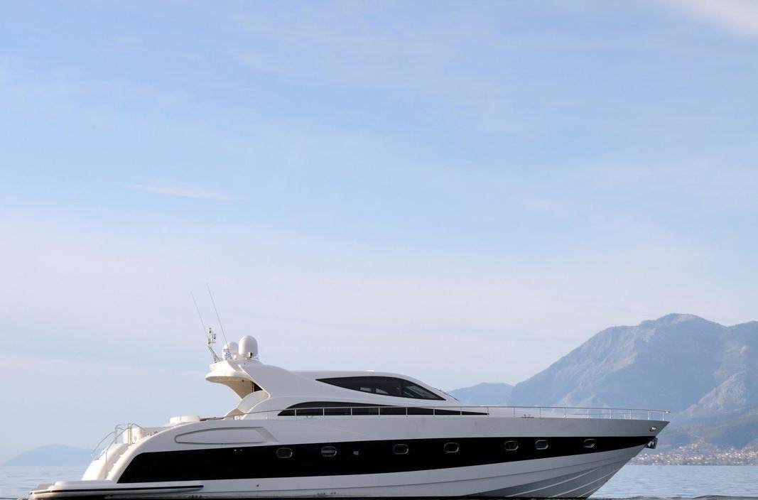 A&I yacht charter 3
