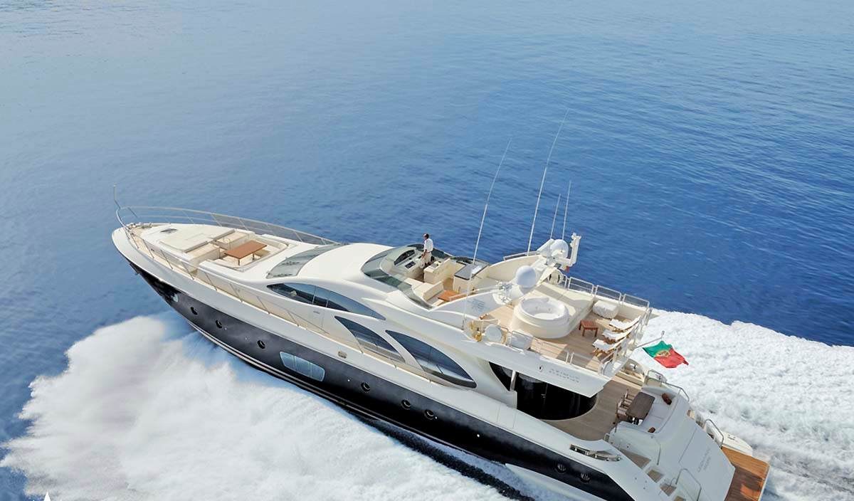 CRYSTAL yacht charter 3