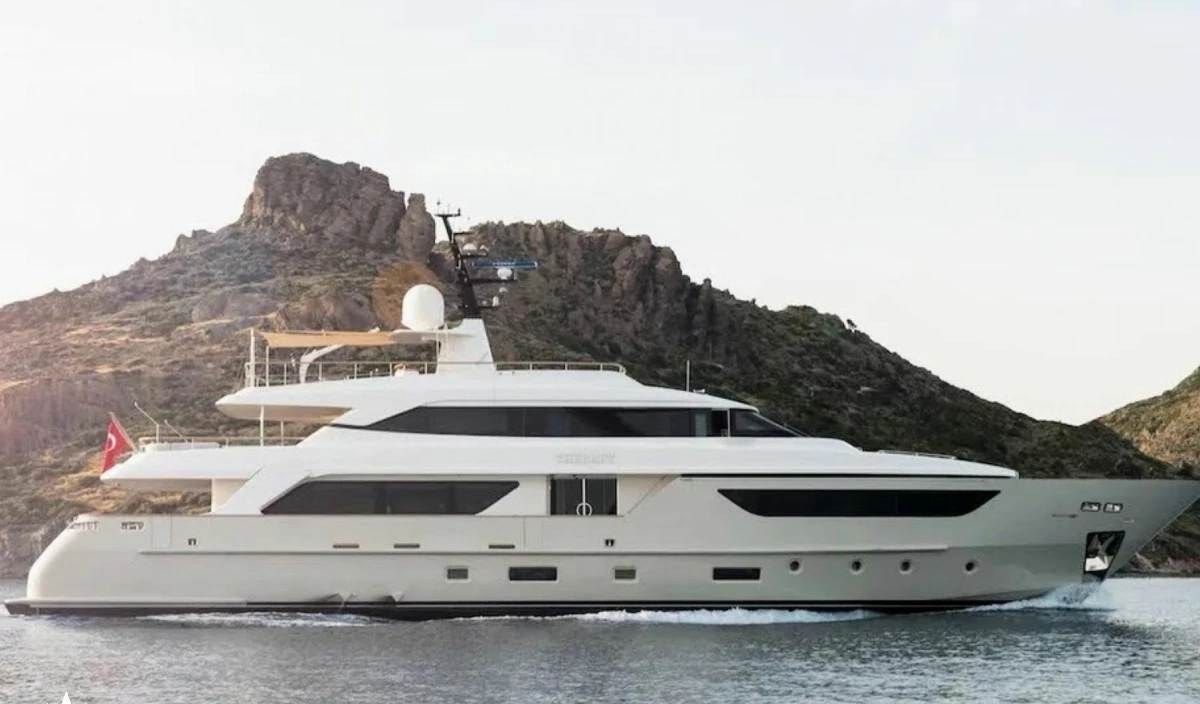 THERAPY yacht charter 2