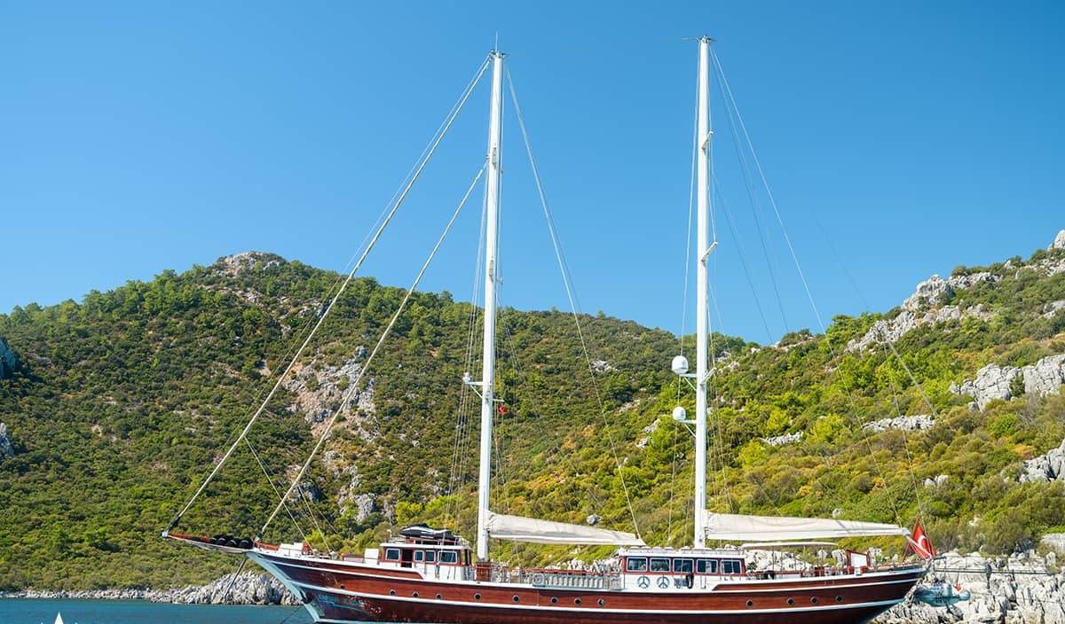 KAPTAN KADIR yacht charter 2